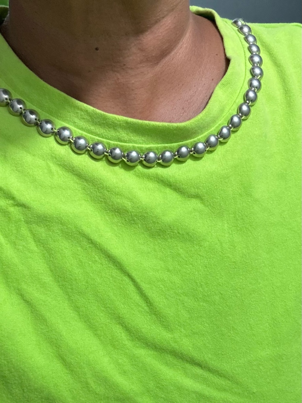Muscle tee beaded shoulders and stud collar